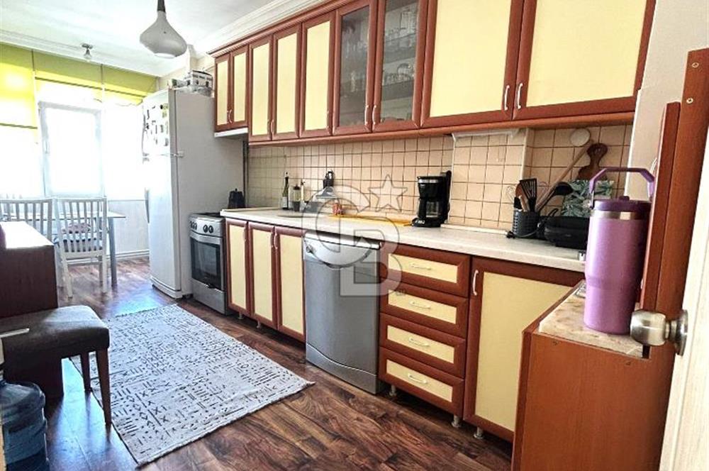  MAÇKA SOKAK'TA KATTA SATILIK 3+1 DAİRE