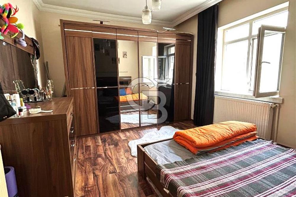  MAÇKA SOKAK'TA KATTA SATILIK 3+1 DAİRE