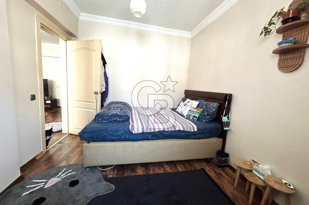  MAÇKA SOKAK'TA KATTA SATILIK 3+1 DAİRE