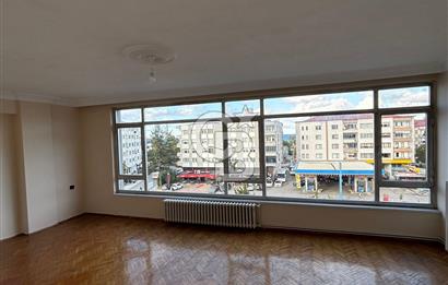 Anayol üzeri fındık heykelinin orada panoramik manzaralı 3+1 daire 