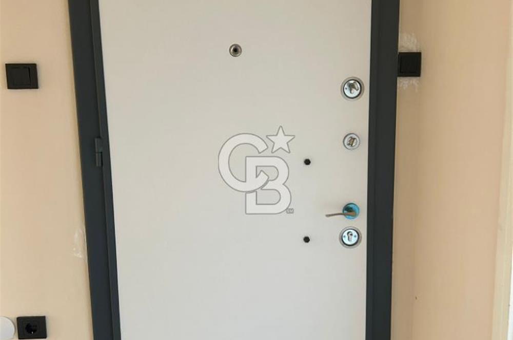 Anayol üzeri fındık heykelinin orada panoramik manzaralı 3+1 daire 