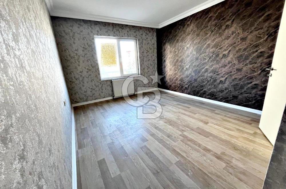 SULTAN FATİH CADDESİ YAKINI 7/24 GÜVENLİKLİ SİTEDE YAPILI 3+1