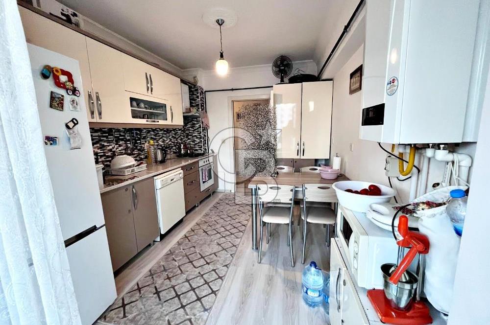 NATOYOLU CADDESİ YAKINI ASANSÖRLÜ İSKANLI ARA KATTA ÖN CEPHE 3+1