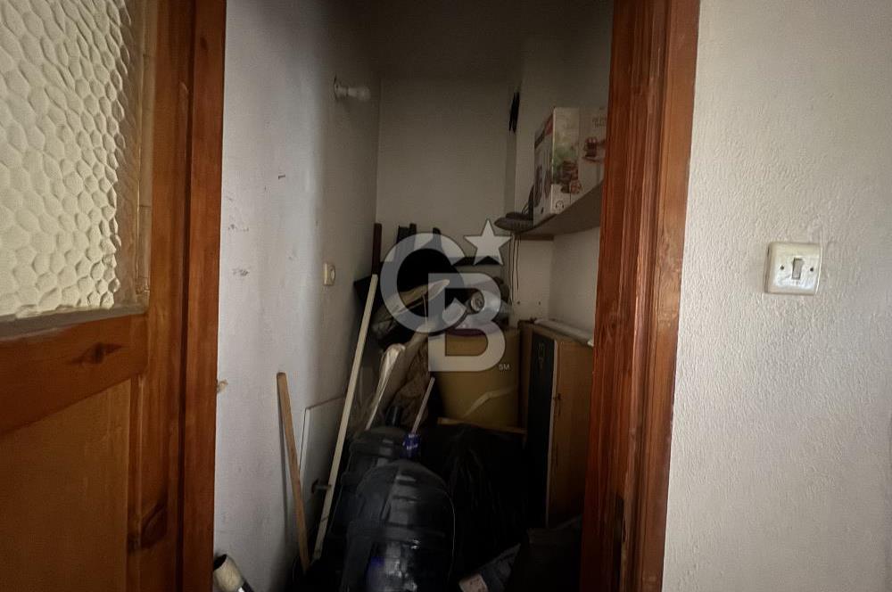 BORNOVA ERGENE MAHALLESİ – AŞIK VEYSEL  PARKI KARŞISINDA SATILIK 3+1 DAİRE