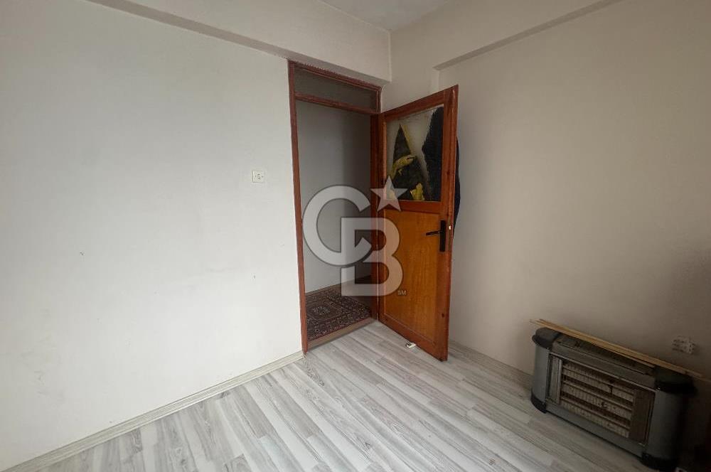 BORNOVA ERGENE MAHALLESİ – AŞIK VEYSEL  PARKI KARŞISINDA SATILIK 3+1 DAİRE