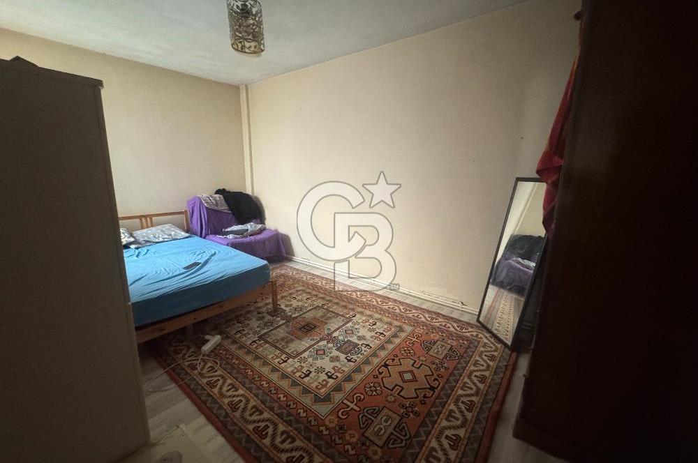 BORNOVA ERGENE MAHALLESİ – AŞIK VEYSEL  PARKI KARŞISINDA SATILIK 3+1 DAİRE