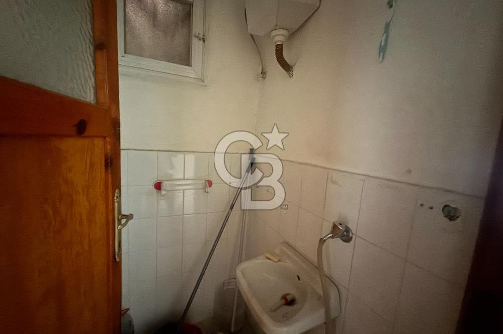BORNOVA ERGENE MAHALLESİ – AŞIK VEYSEL  PARKI KARŞISINDA SATILIK 3+1 DAİRE