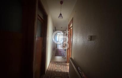 BORNOVA ERGENE MAHALLESİ – AŞIK VEYSEL  PARKI KARŞISINDA SATILIK 3+1 DAİRE