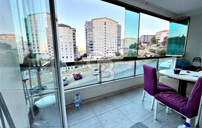 NATOYOLU CADDESİ YAKINI ASANSÖRLÜ İSKANLI ARA KATTA ÖN CEPHE 3+1