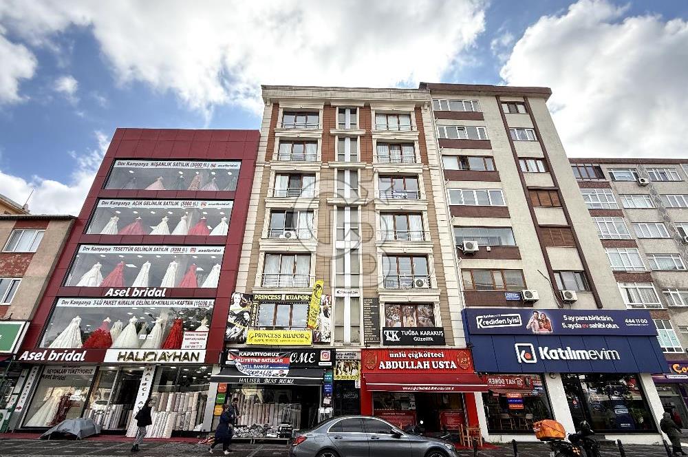 Ümraniye İstiklal Mahallesi Alemdağ Caddesi nde Kiralık Daire