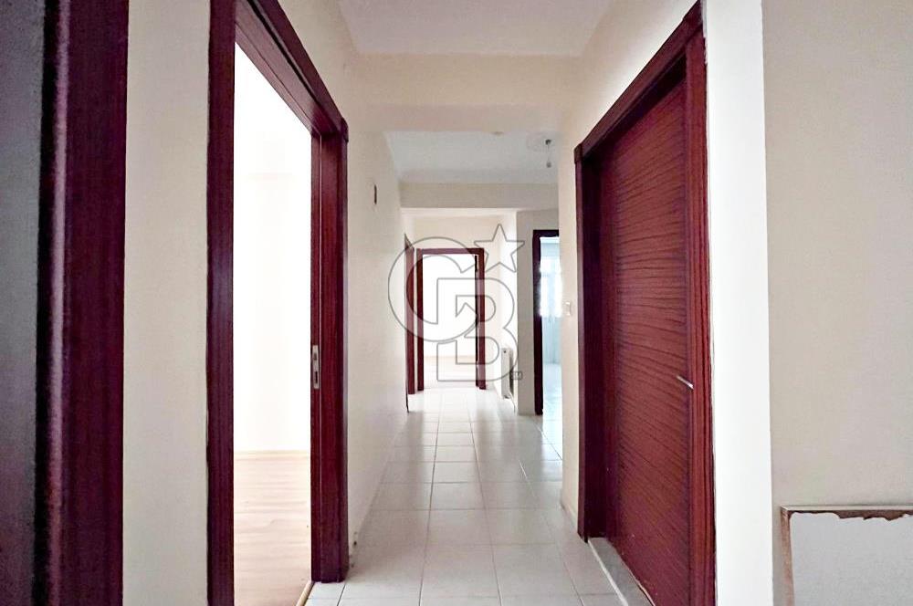 SULTAN FATİH CADDESİ VE ŞEHİTLER CADDESİ YAKINI YÜKSEK GİRİŞ 3+1
