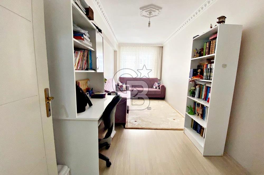 CADDE ÜZERİ ÇİFT ASANSÖRLÜ İSKANLI TERAS BALKONLU ÖN CEPHE 3+1