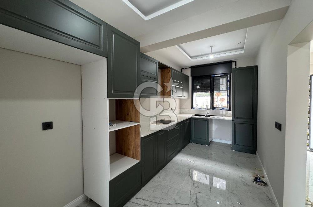 YALOVA KADIKÖY ÖZDEN MAHALLESİ SATILIK LÜKS VE NEZİH VİLLA!. 4+2