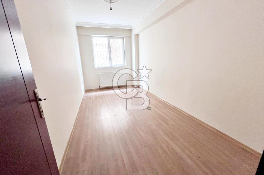 SULTAN FATİH CADDESİ VE ŞEHİTLER CADDESİ YAKINI YÜKSEK GİRİŞ 3+1