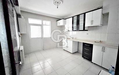 SULTAN FATİH CADDESİ VE ŞEHİTLER CADDESİ YAKINI YÜKSEK GİRİŞ 3+1