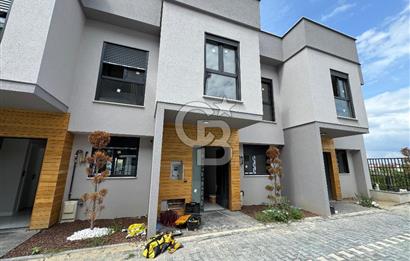 YALOVA KADIKÖY ÖZDEN MAHALLESİ SATILIK LÜKS VE NEZİH VİLLA!. 4+2