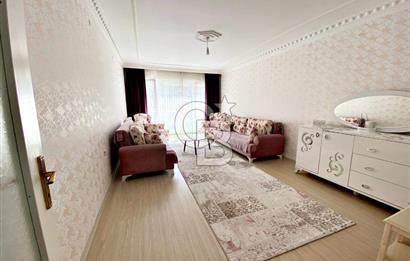 CADDE ÜZERİ ÇİFT ASANSÖRLÜ İSKANLI TERAS BALKONLU ÖN CEPHE 3+1