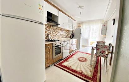 CADDE ÜZERİ ÇİFT ASANSÖRLÜ İSKANLI TERAS BALKONLU ÖN CEPHE 3+1