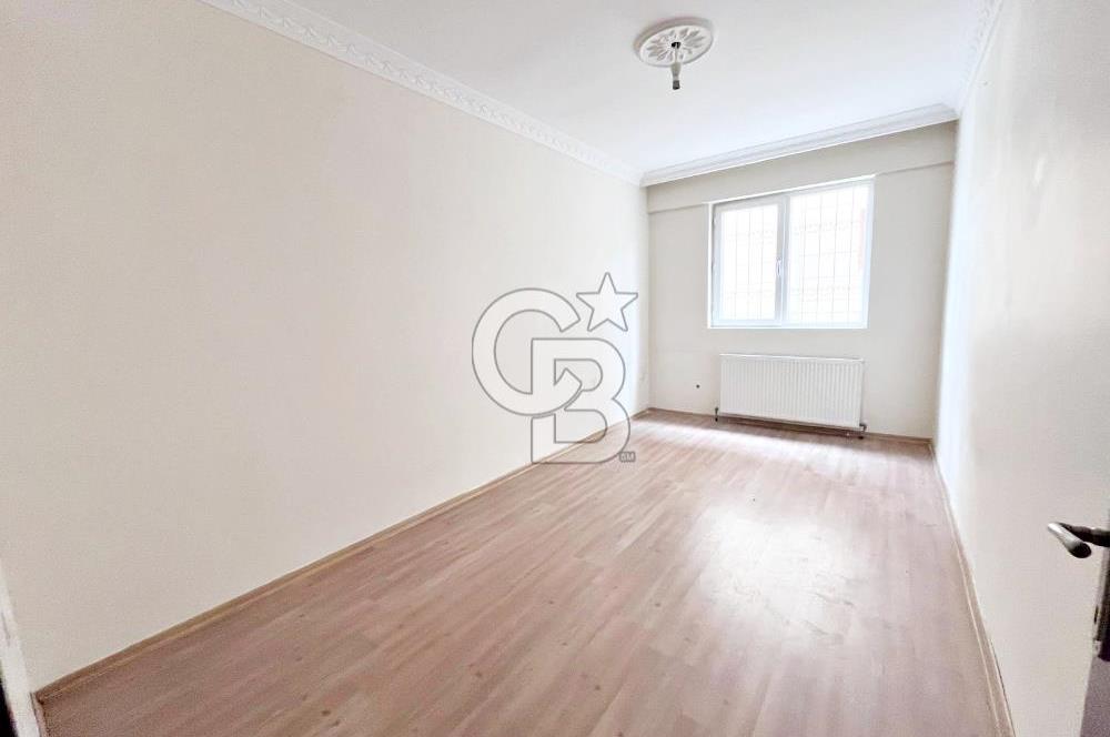 SULTAN FATİH CADDESİ VE ŞEHİTLER CADDESİ YAKINI YÜKSEK GİRİŞ 3+1