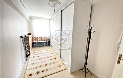 CADDE ÜZERİ ÇİFT ASANSÖRLÜ İSKANLI TERAS BALKONLU ÖN CEPHE 3+1