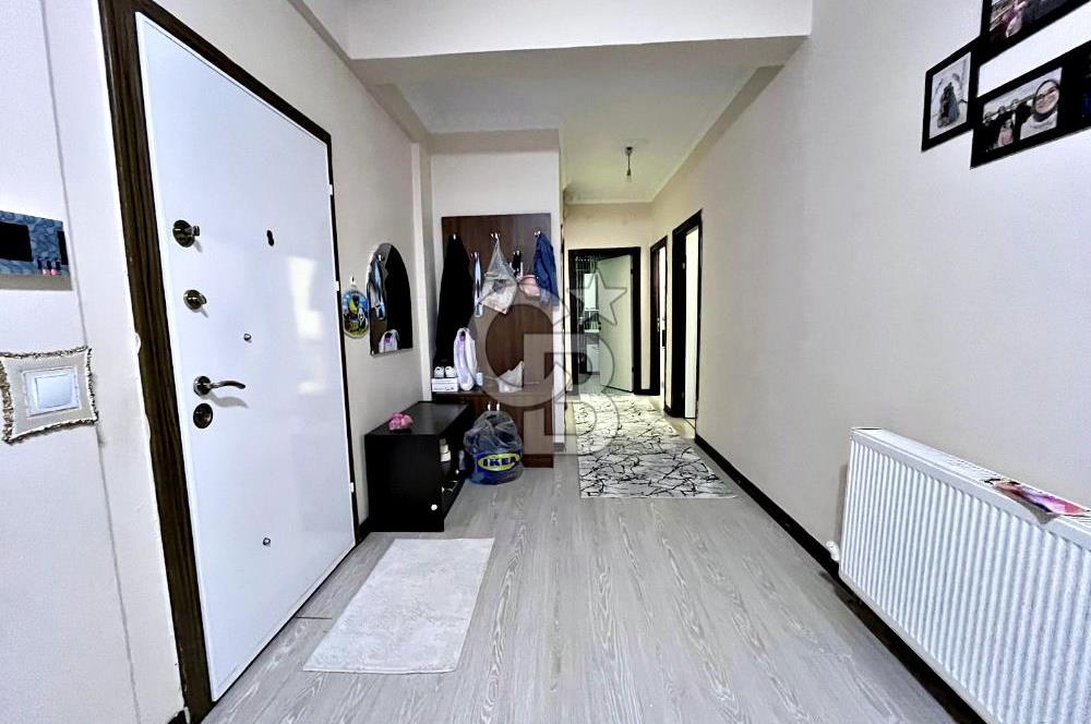 DURALİ ALIÇ MAHALLESİ'NDE ASANSÖRLÜ SİTEDE TERAS BALKONLU 3+1