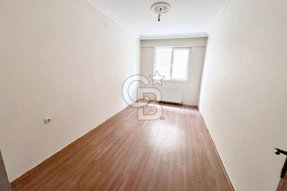 SULTAN FATİH CADDESİ VE ŞEHİTLER CADDESİ YAKINI YÜKSEK GİRİŞ 3+1