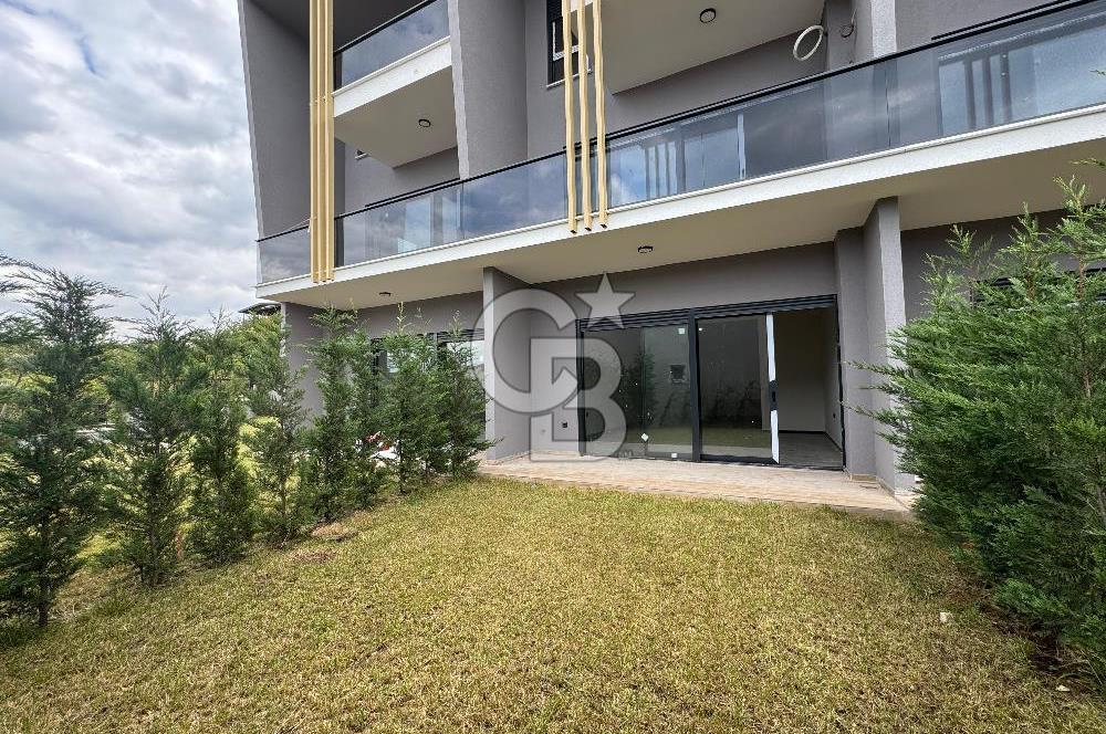 YALOVA KADIKÖY ÖZDEN MAHALLESİ SATILIK LÜKS VE NEZİH VİLLA!. 4+2