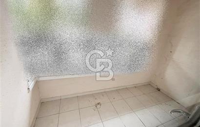 SULTAN FATİH CADDESİ VE ŞEHİTLER CADDESİ YAKINI YÜKSEK GİRİŞ 3+1