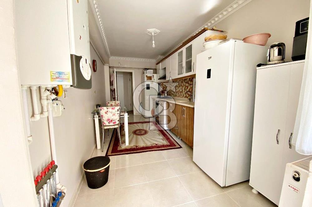 CADDE ÜZERİ ÇİFT ASANSÖRLÜ İSKANLI TERAS BALKONLU ÖN CEPHE 3+1