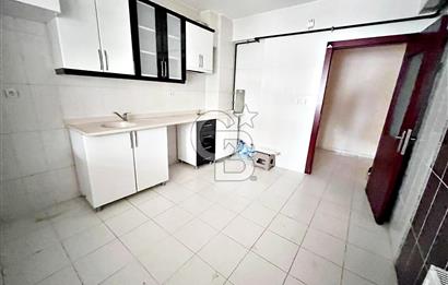 SULTAN FATİH CADDESİ VE ŞEHİTLER CADDESİ YAKINI YÜKSEK GİRİŞ 3+1