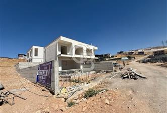 COLDWELL BANKER SAFİR'den TECDE de SATILIK BAHÇESARAY VİLLALARI