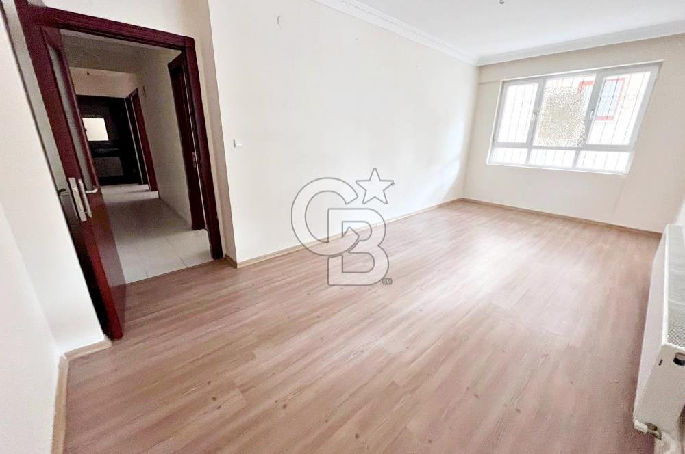 SULTAN FATİH CADDESİ VE ŞEHİTLER CADDESİ YAKINI YÜKSEK GİRİŞ 3+1