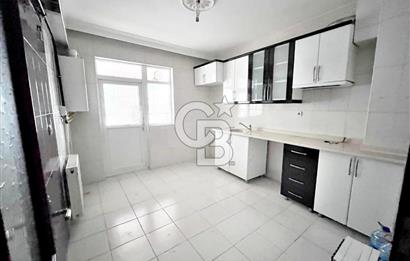 SULTAN FATİH CADDESİ VE ŞEHİTLER CADDESİ YAKINI YÜKSEK GİRİŞ 3+1