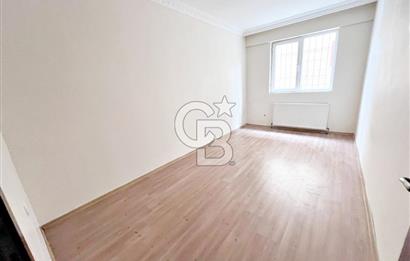 SULTAN FATİH CADDESİ VE ŞEHİTLER CADDESİ YAKINI YÜKSEK GİRİŞ 3+1