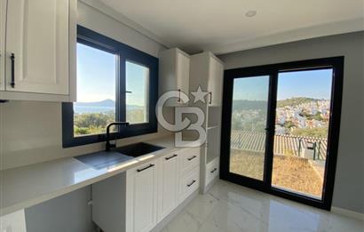 Zeytinlikuyu Kıyıkışlacık Deniz Manzaralı Havuzlu Akıllı Sistemli Müstakil 4+1 Lüks Villa