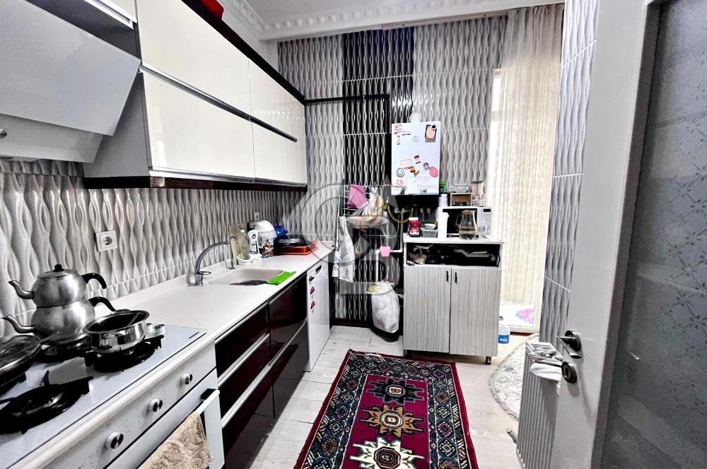 DURALİ ALIÇ MAHALLESİ'NDE ASANSÖRLÜ SİTEDE TERAS BALKONLU 3+1