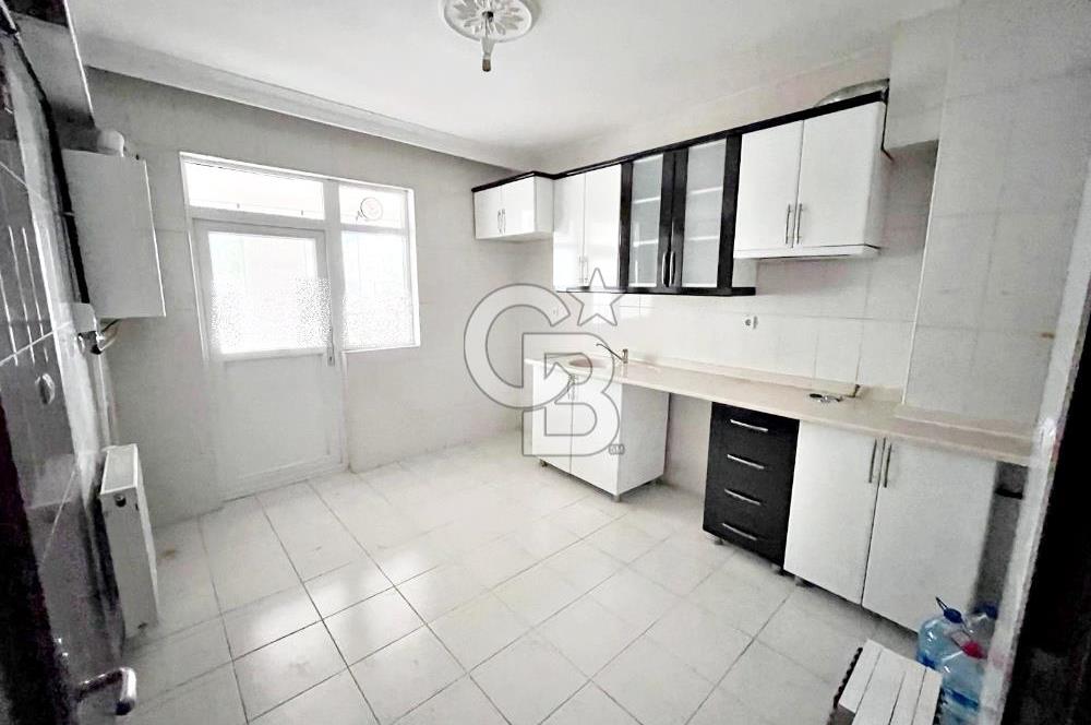 SULTAN FATİH CADDESİ VE ŞEHİTLER CADDESİ YAKINI YÜKSEK GİRİŞ 3+1