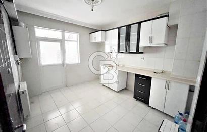 SULTAN FATİH CADDESİ VE ŞEHİTLER CADDESİ YAKINI YÜKSEK GİRİŞ 3+1