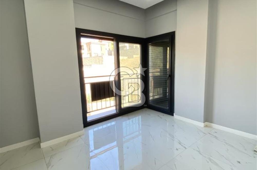 Zeytinlikuyu Kıyıkışlacık Deniz Manzaralı Havuzlu Akıllı Sistemli Müstakil 4+1 Lüks Villa