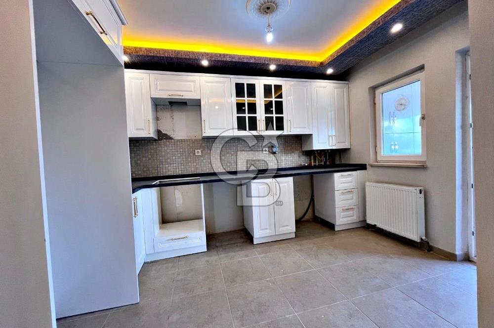 SULTAN FATİH CADDESİ YAKINI 7/24 GÜVENLİKLİ SİTEDE YAPILI 3+1
