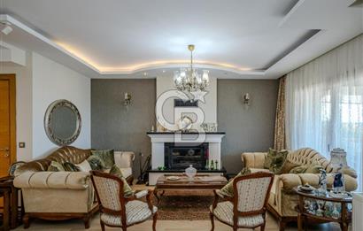 İZMİR FOÇA GÜLTEKİN KONAKLARINDA SATILIK 5+2 VİLLA