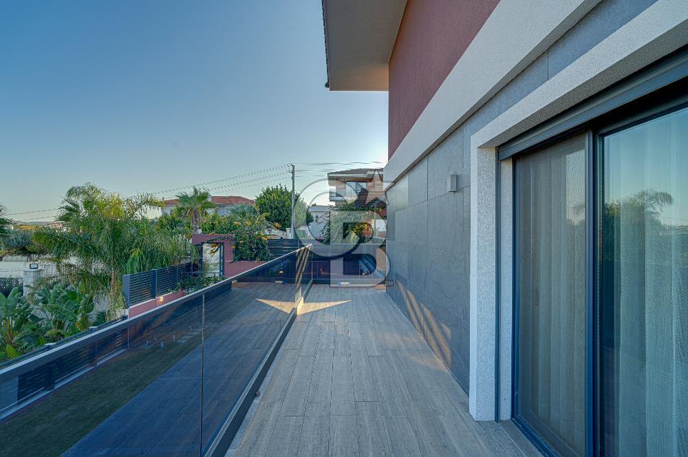 CB YALI'DAN ÇEŞME DALYAN DA 8+2 VİLLA 