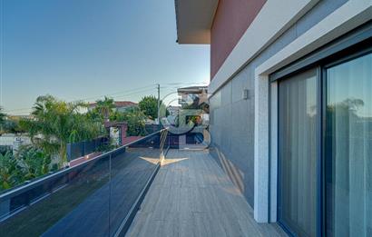 CB YALI'DAN ÇEŞME DALYAN DA 8+2 VİLLA 
