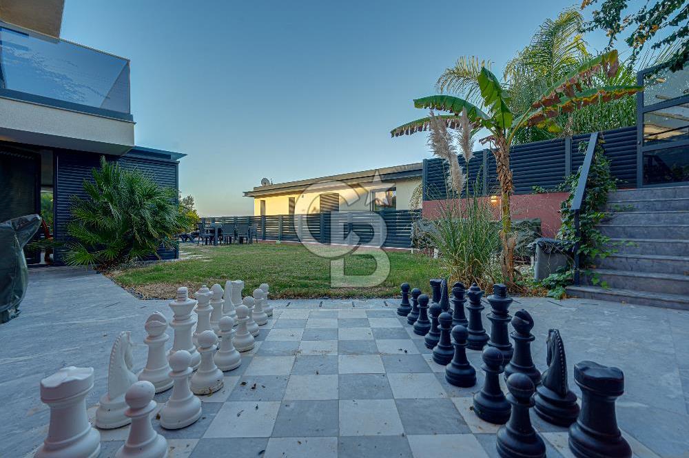 CB YALI'DAN ÇEŞME DALYAN DA 8+2 VİLLA 