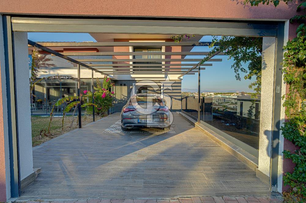 CB YALI'DAN ÇEŞME DALYAN DA 8+2 VİLLA 