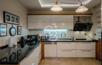 İZMİR FOÇA GÜLTEKİN KONAKLARINDA SATILIK 5+2 VİLLA