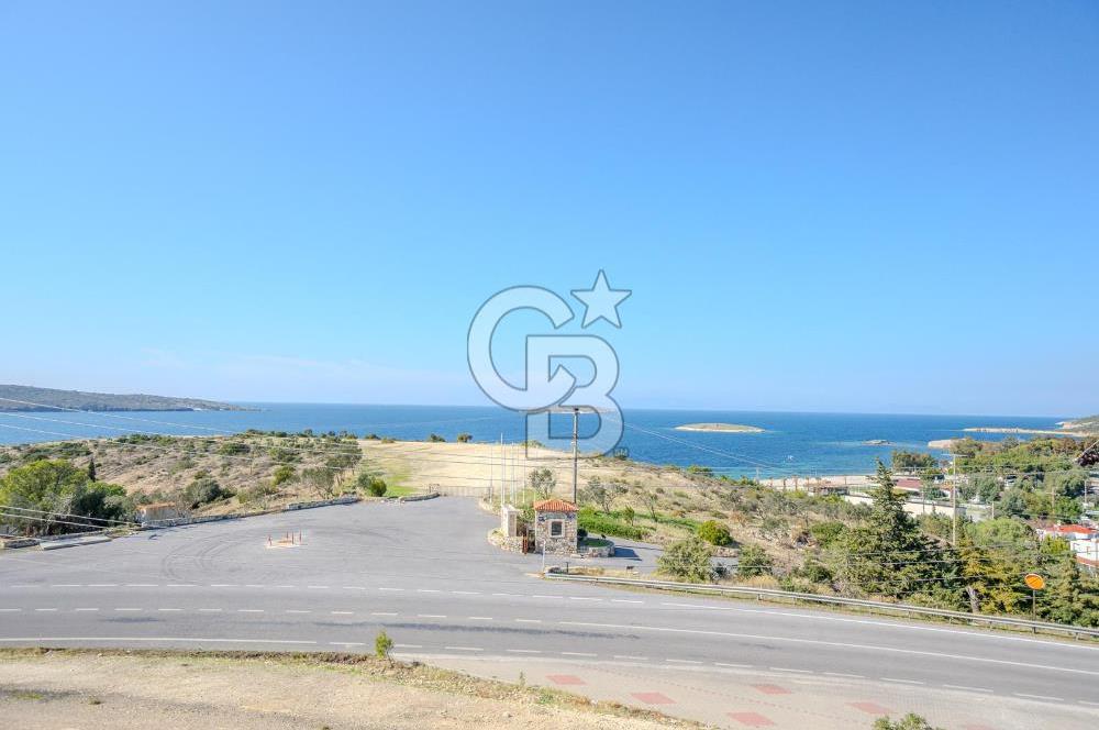 İZMİR FOÇA GÜLTEKİN KONAKLARINDA SATILIK 5+2 VİLLA