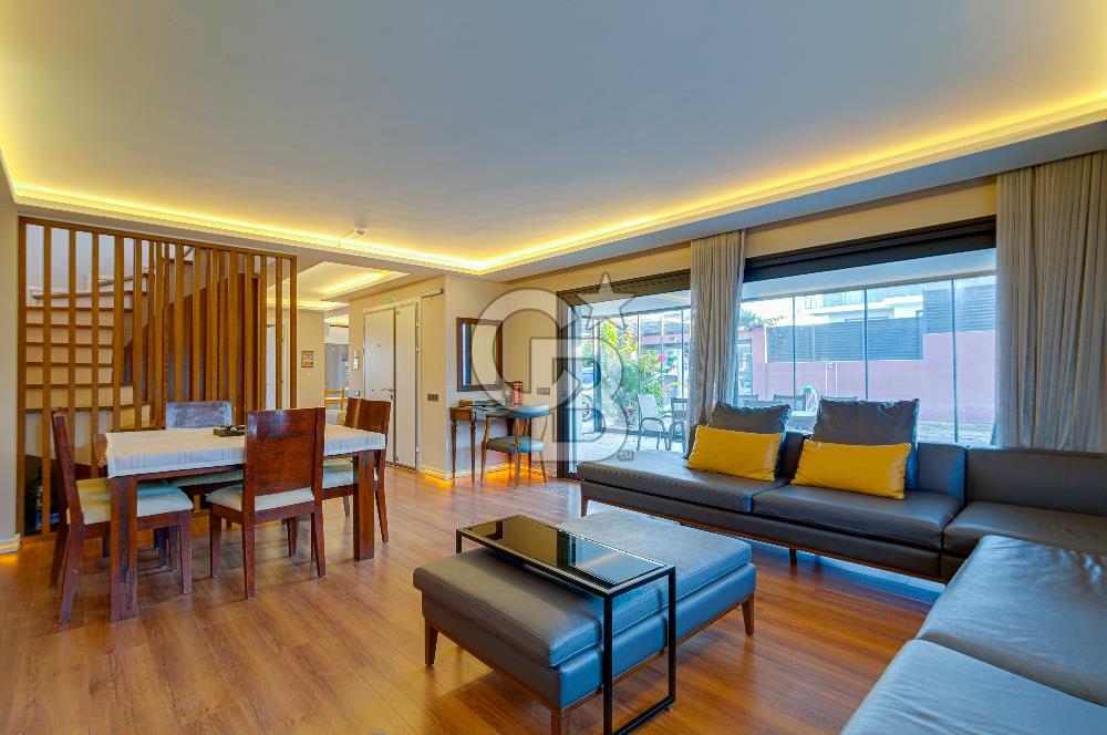 CB YALI'DAN ÇEŞME DALYAN DA 8+2 VİLLA 