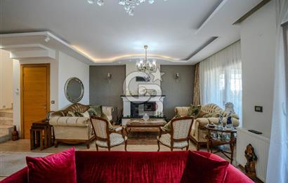 İZMİR FOÇA GÜLTEKİN KONAKLARINDA SATILIK 5+2 VİLLA