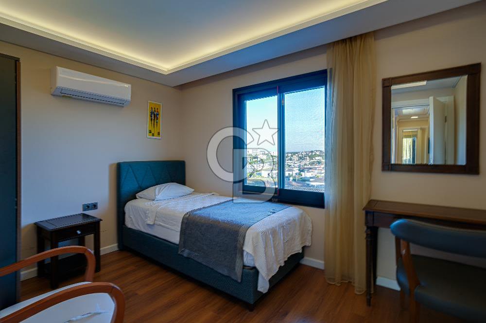 CB YALI'DAN ÇEŞME DALYAN DA 8+2 VİLLA 